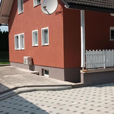 Apartment Igor - Holiday Home Ostarije Esterno foto