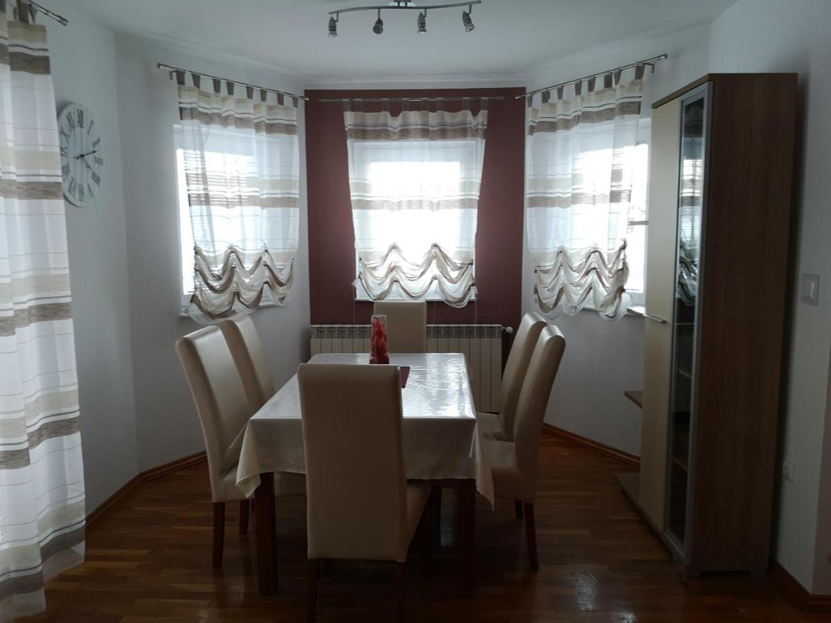 Apartment Igor - Holiday Home Ostarije Esterno foto